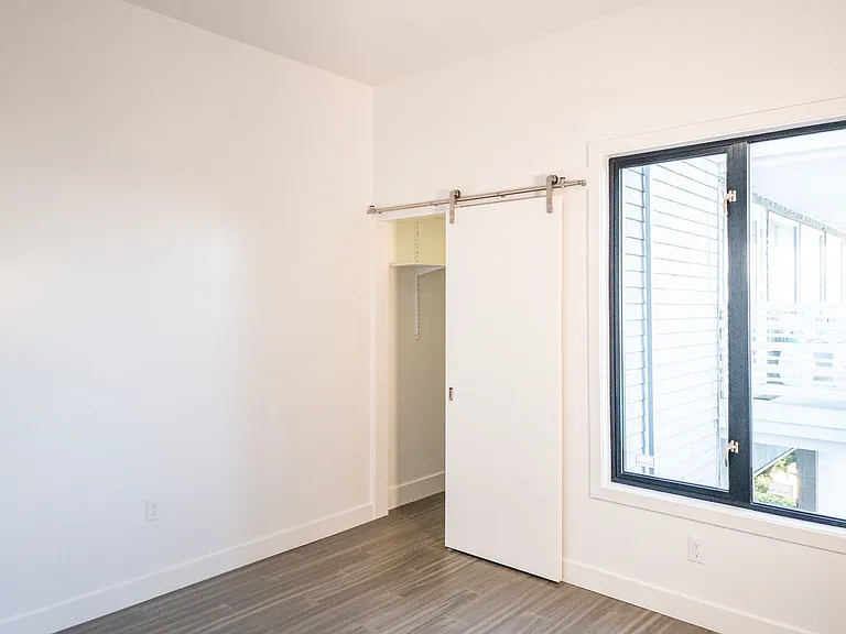 77 Bulkley Ave #7 — Photo 11