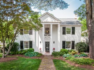 1546 Providence Rd, Charlotte, NC 28207