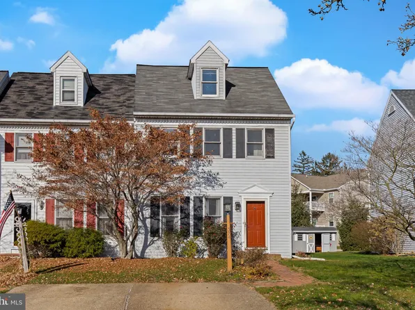 374 Cardinal Rd, Lititz, PA 17543