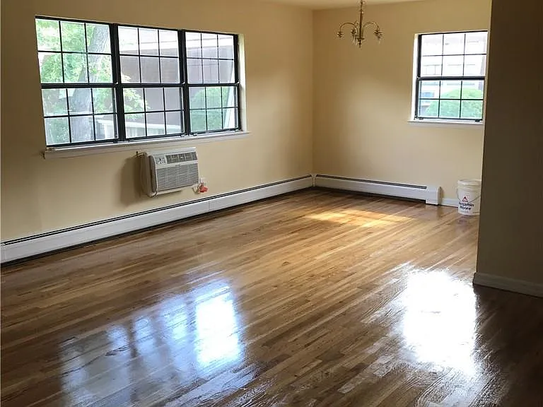 202 Park Ln #202 — Photo 6