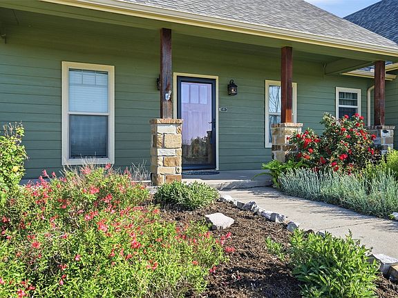 2nd image of 785 Schneider Rd