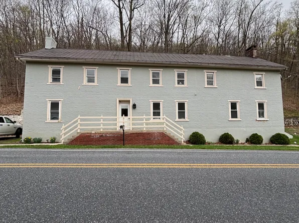 2233 Farmington Ave, Boyertown, PA 19512