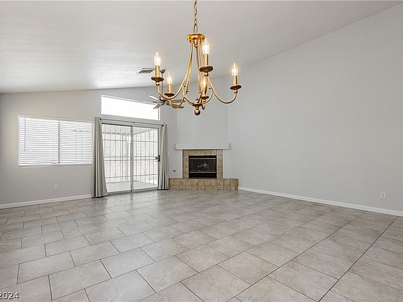 4th image of 1329 Chaparral Summit Dr