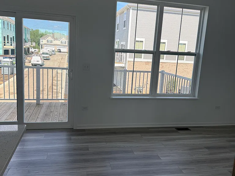 2236 Stonegate Rd — Photo 12