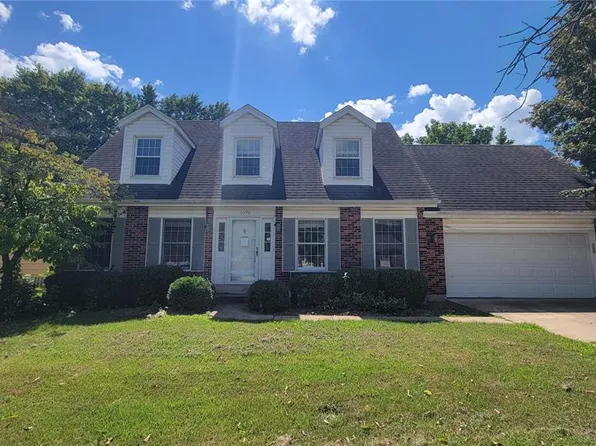 1978 Acorn Trail Dr, Florissant, MO 63031