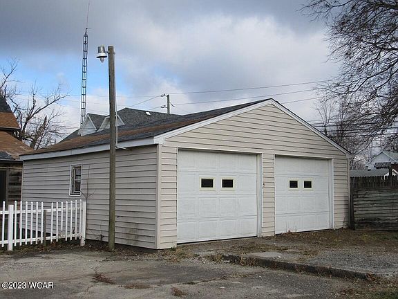 5th image of 127 W Letson St