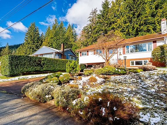 2nd image of 4651 Valley Rd