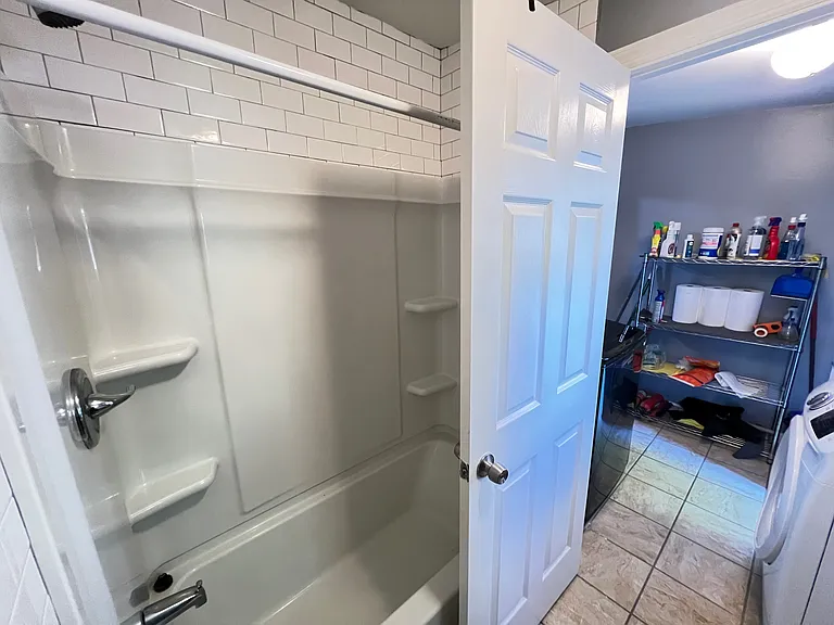 432 Chambers Ave — Photo 11