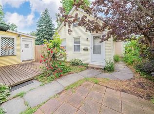 2053 W 45th St, Cleveland, OH 44102