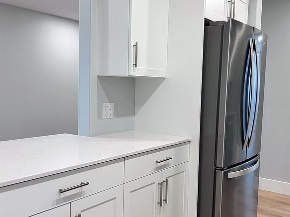 3rd image of 24 Gilbert Dr #406