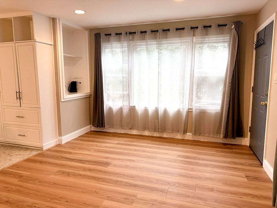 Upstairs living room