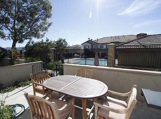 2725 Night Jasmine Dr, Simi Valley, CA 93065