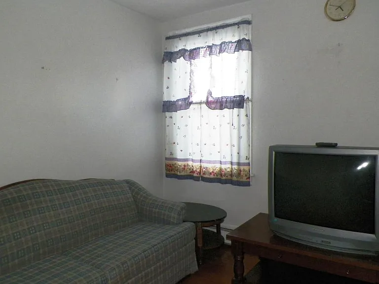 613 Douglas Ave #1 — Photo 11