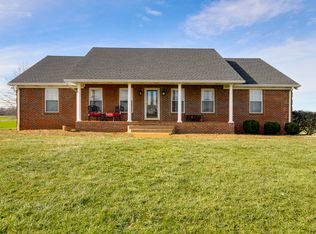 1195 Clarksville Rd, Trenton, KY 42286