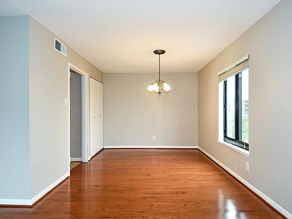 2nd image of 3100 S Manchester St APT 715