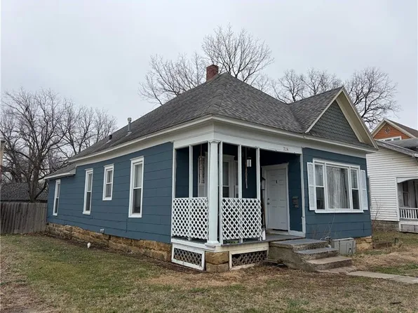 724 N 10th St, Independence, KS 67301