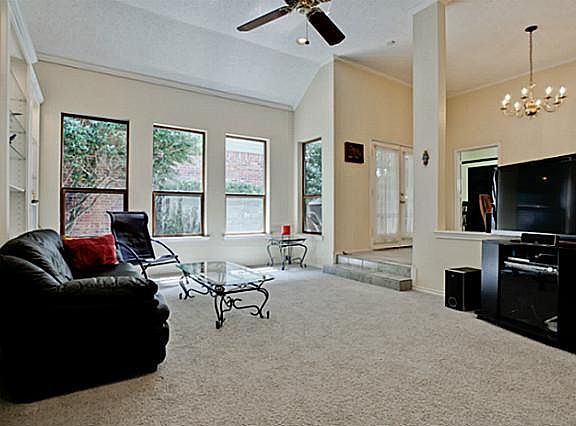 5th image of 4130 Bendwood Ln