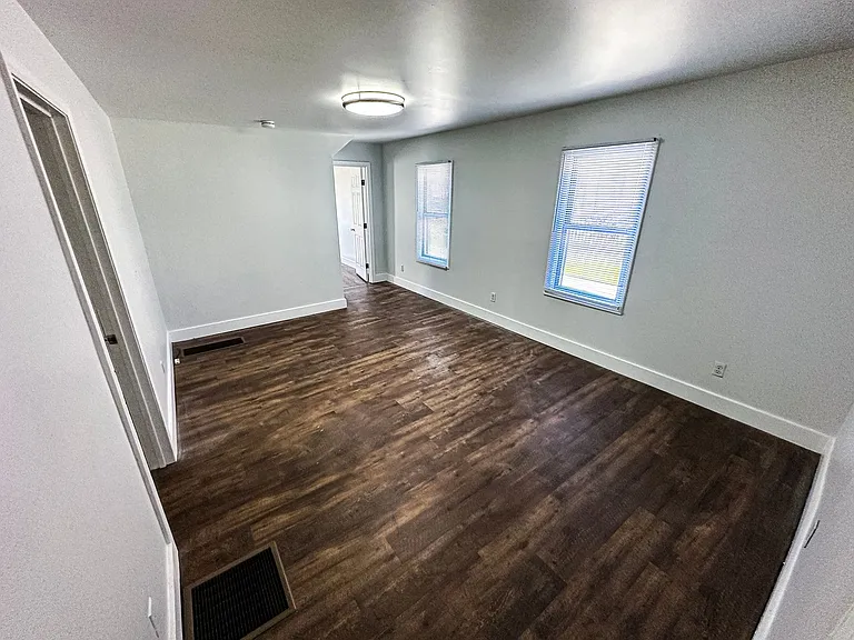 64 Grant Street — Photo 12