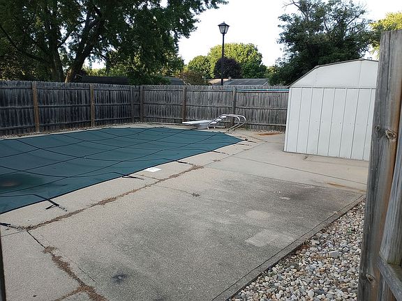 5th image of 514 Behney Ave