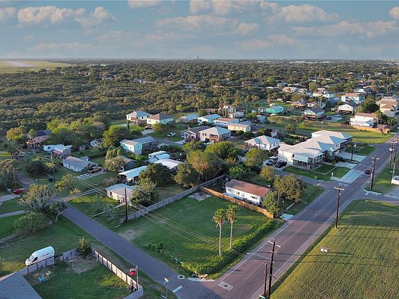 5th image of 3626 Laguna Shores Rd