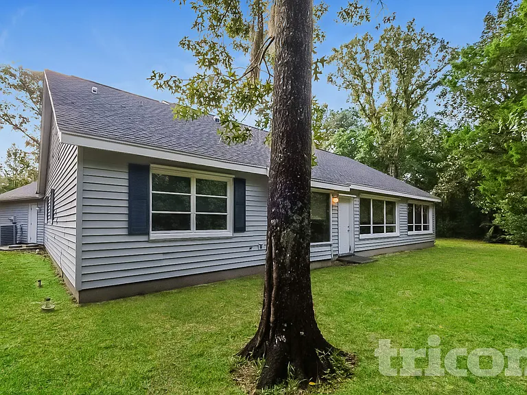 36 Redbay Ct W — Photo 14