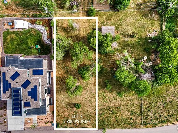 4th image of 1952 Vine Ave