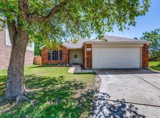 2008 Ash Dr, Forney, TX 75126