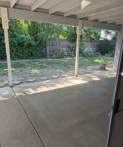 651 Tuohy St — Photo 12