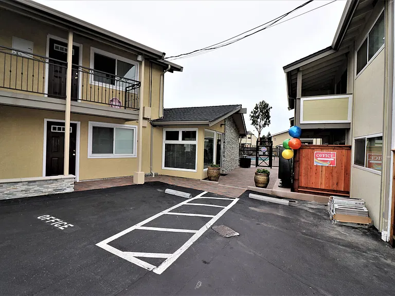 Fremont Arms — Photo 17