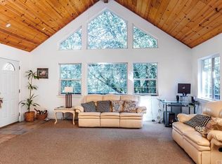 5940 Meadow Ln, Mariposa, CA