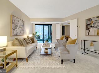 5902 Mount Eagle Dr APT 303, Alexandria, VA 22303