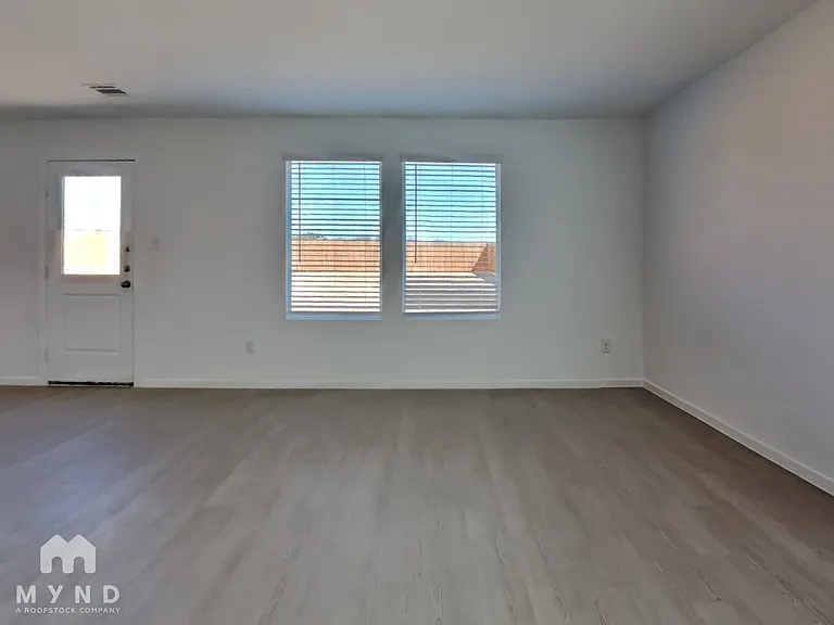 302 Gadwall Ave — Photo 9