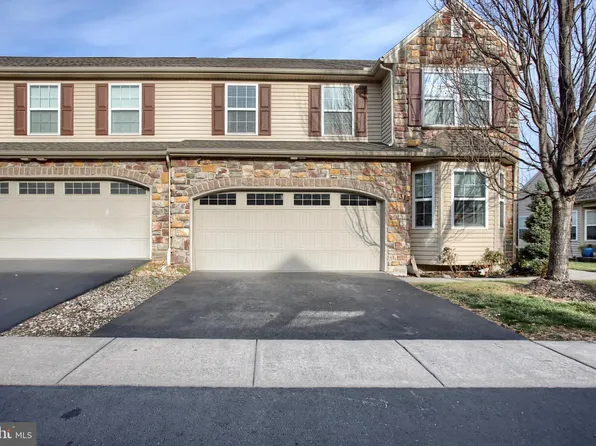313 Weatherstone Dr, New Cumberland, PA 17070