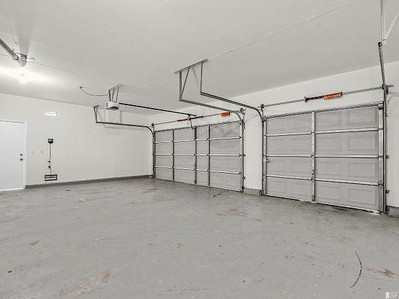 3rd image of 5436 San Martin Way