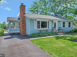 493 Creek View Ln, Colonial Beach, VA 22443