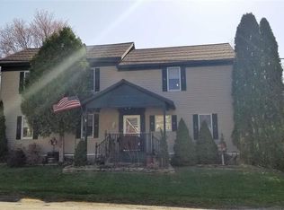 303 Nottawasepee, Napoleon, MI 49261