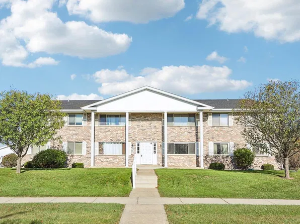 10464 W Whitnall Edge DRIVE #101, Franklin, WI 53132