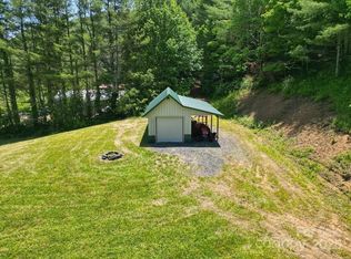 703 Coy Ham Rd, Lansing, NC 28643