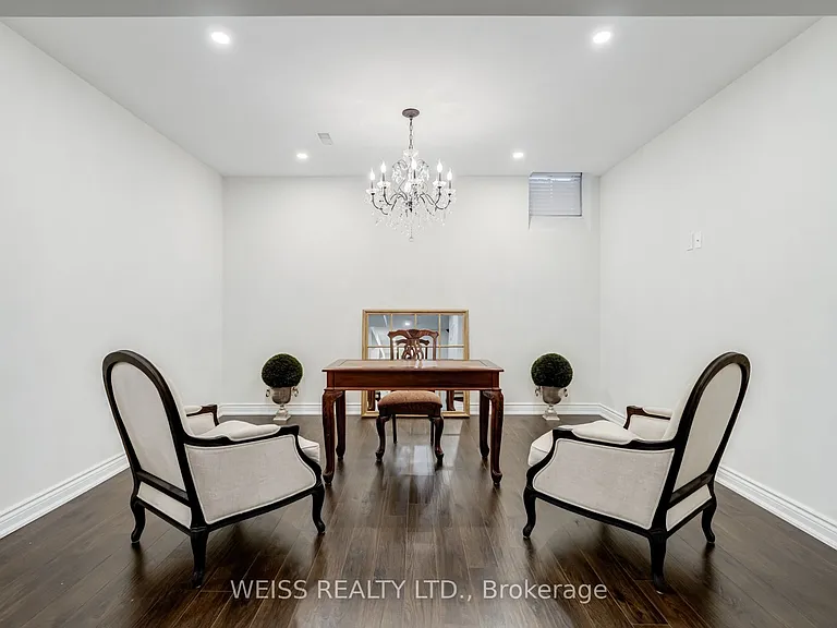 43 Chesney Cres — Photo 45