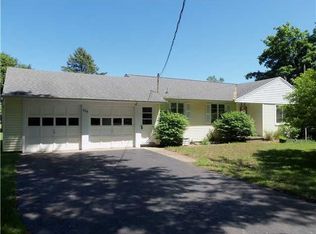 524 Gillett Rd, Spencerport, NY 14559