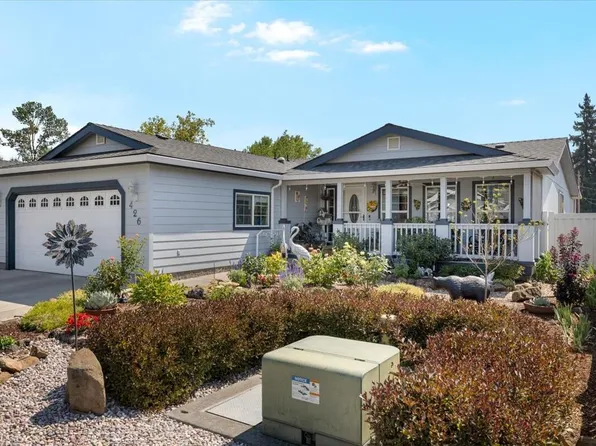 426 Marian Ave #64, Central Point, OR 97502