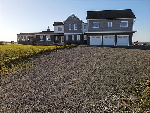 4th image of 75 Ptit Barachois Rd