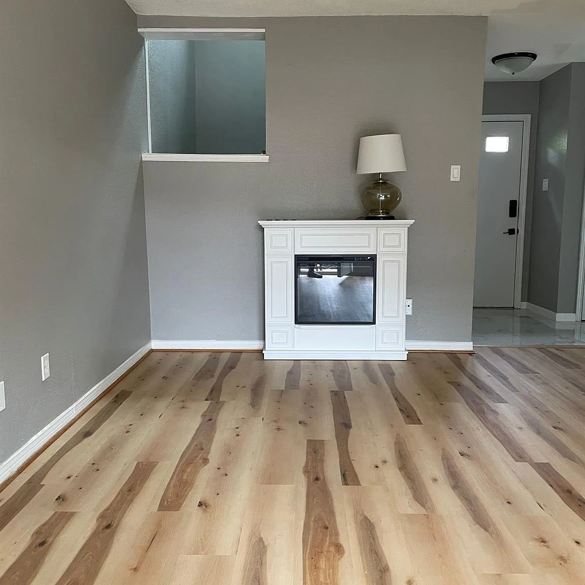 2 bed, 2.5 bath, 1300 sqft, $1,900 — Photo 4