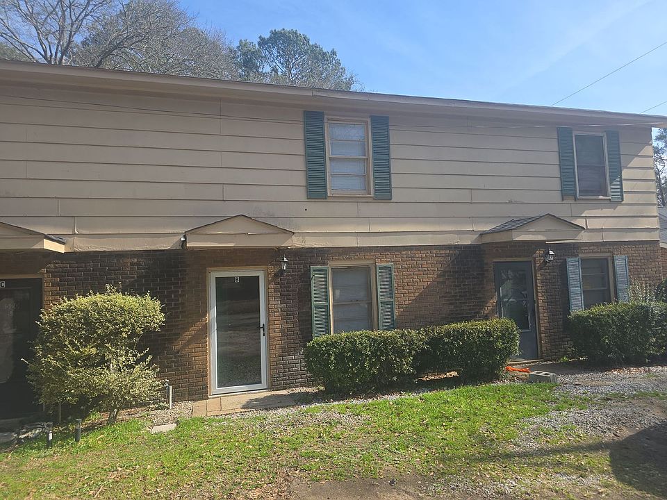 1st image of 1520 Canal Dr APT B