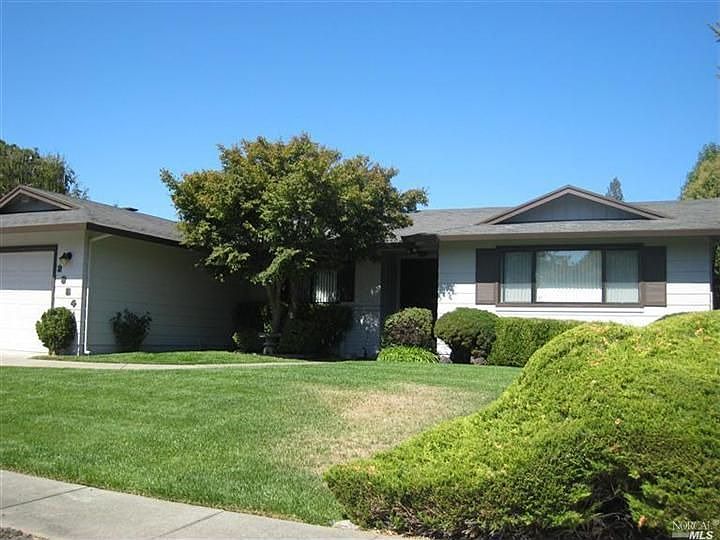 1st image of 2984 Applewood Ct