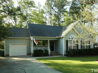 704 S Phillips Pointe Dr, Fuquay Varina, NC 27526