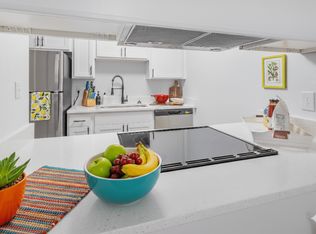 Captiva Club Apartments, Tampa, FL 33615