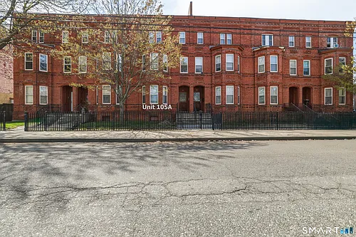 105 William St #A Photo 1
