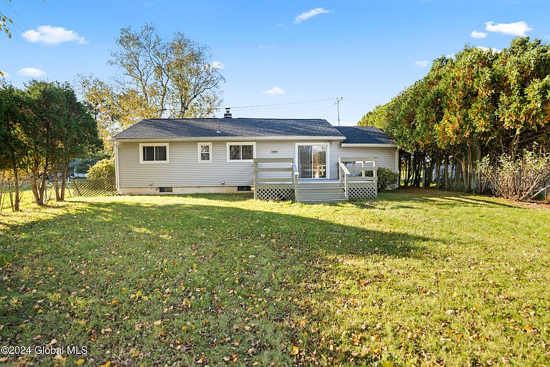 4th image of 136 Van Dyke Road