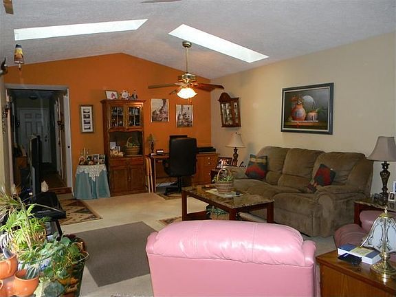 3rd image of 764 Pine Needles Dr